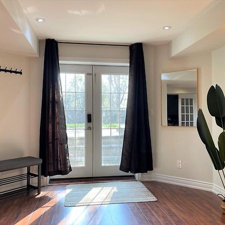 Cozy Lovely Ravine Facing Suite. Mississauga Buitenkant foto