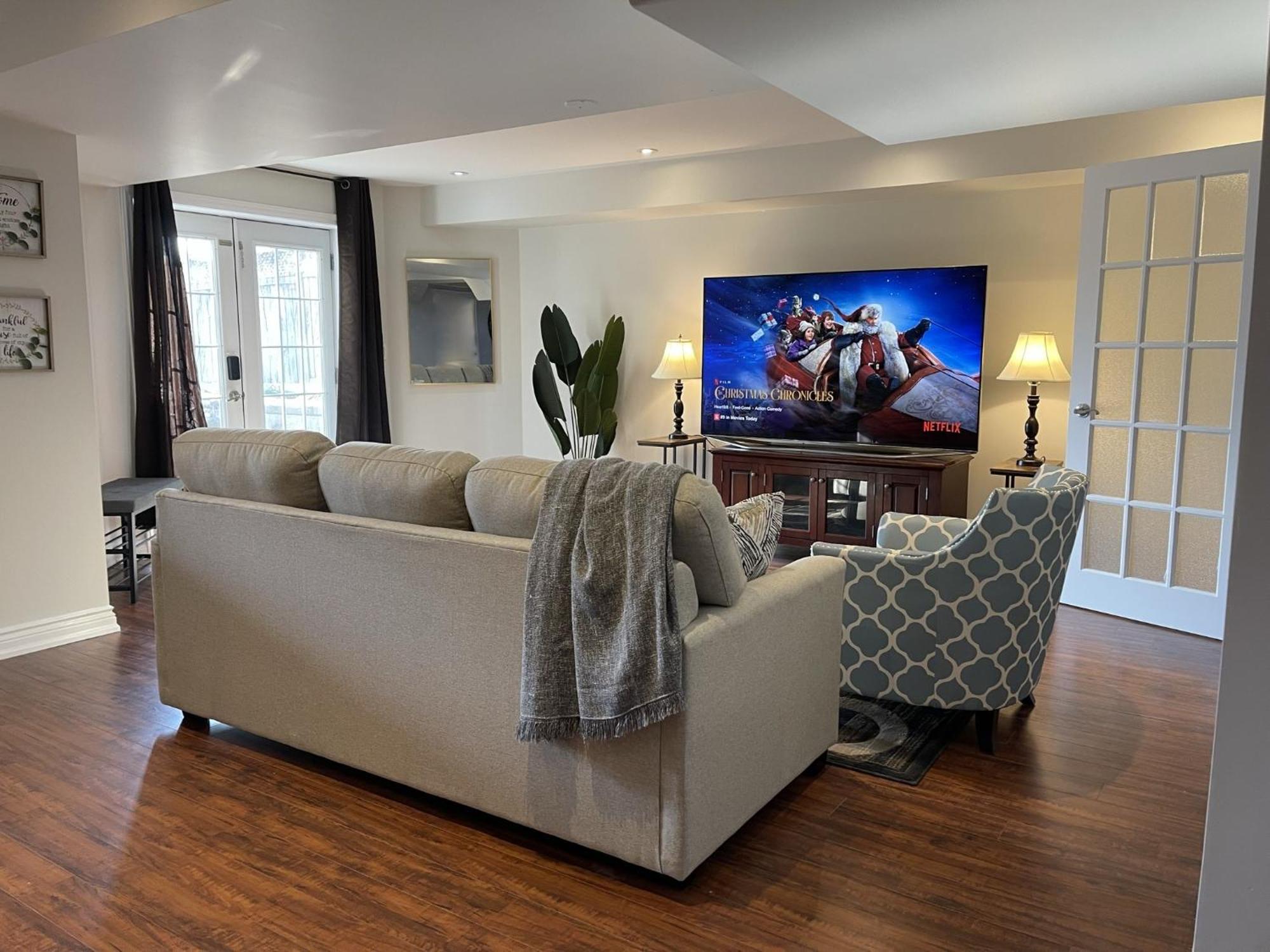 Cozy Lovely Ravine Facing Suite. Mississauga Buitenkant foto