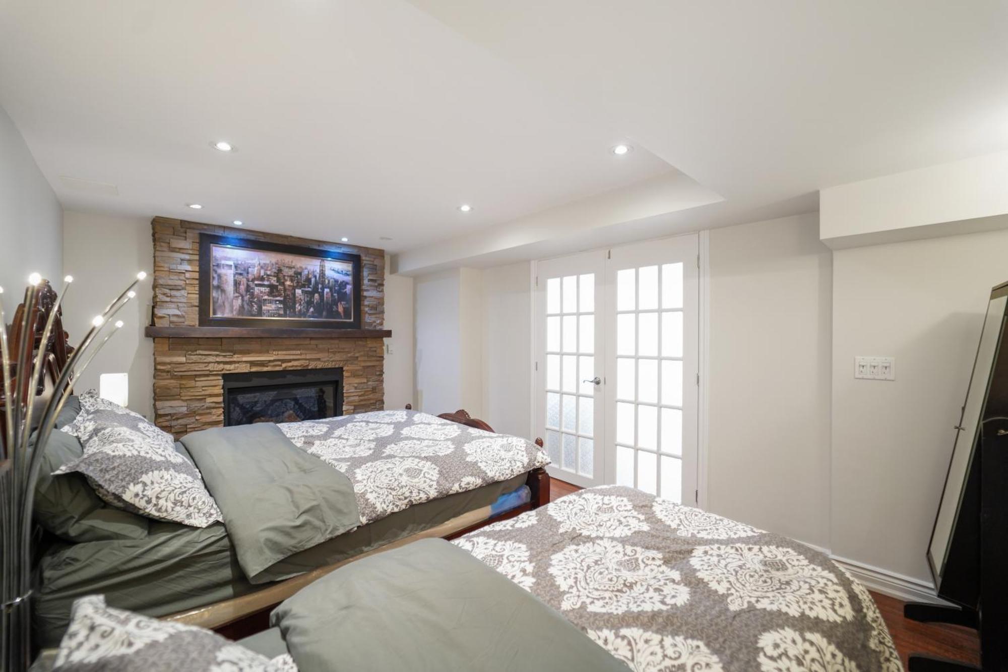 Cozy Lovely Ravine Facing Suite. Mississauga Buitenkant foto
